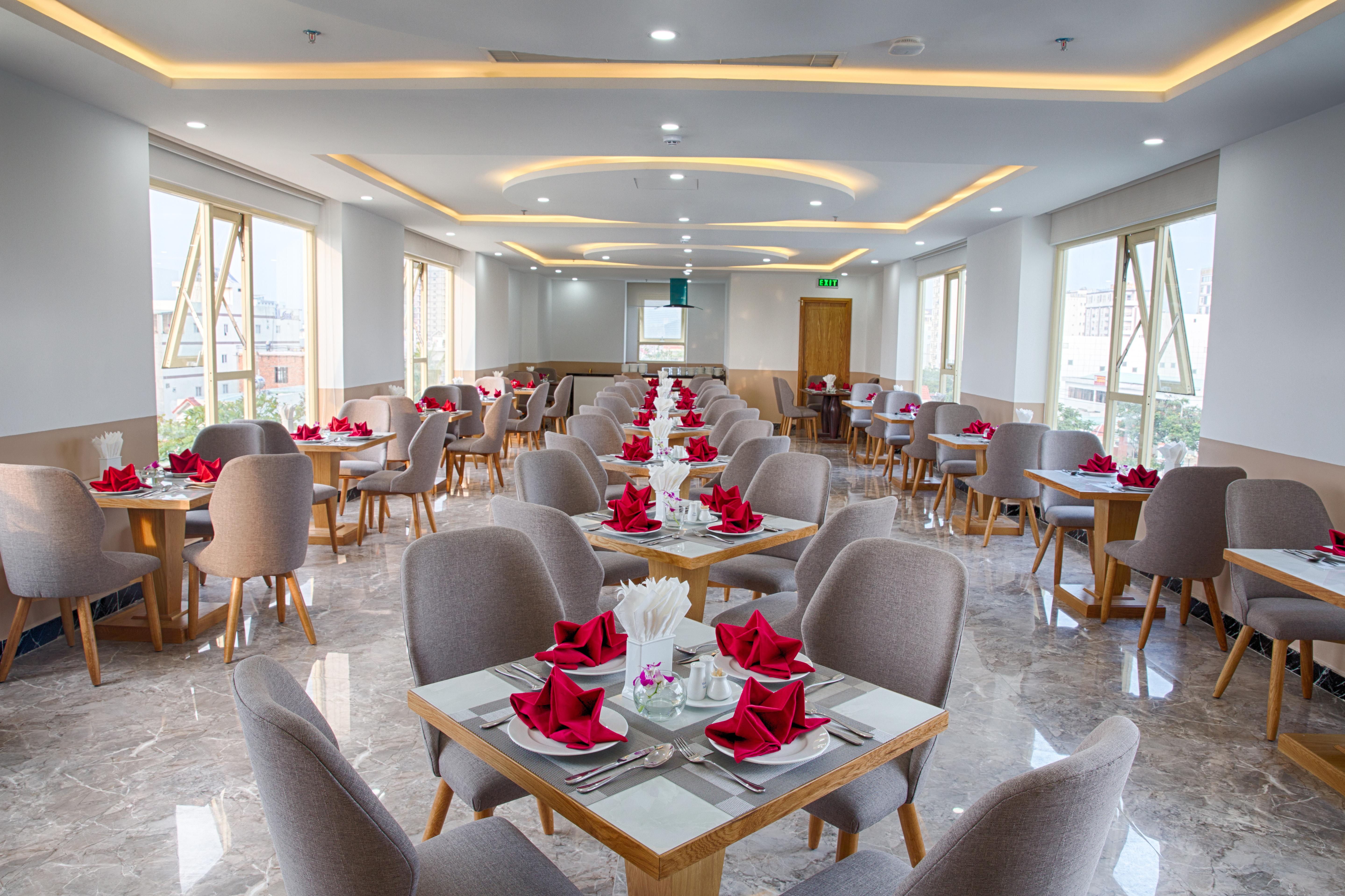 Fivitel King Hotel Da Nang Exterior foto